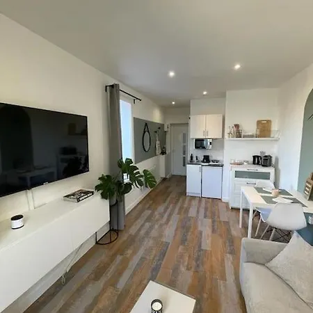 Apartment Equipe Aux Portes De Paris Bagnolet